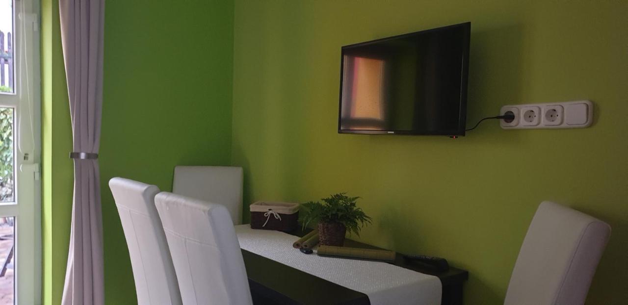 Topart Apartman Tapolca Ngoại thất bức ảnh