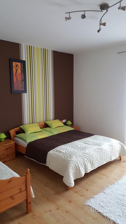 Topart Apartman Tapolca Phòng bức ảnh