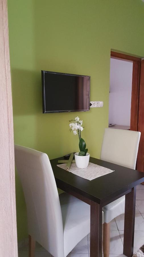Topart Apartman Tapolca Ngoại thất bức ảnh