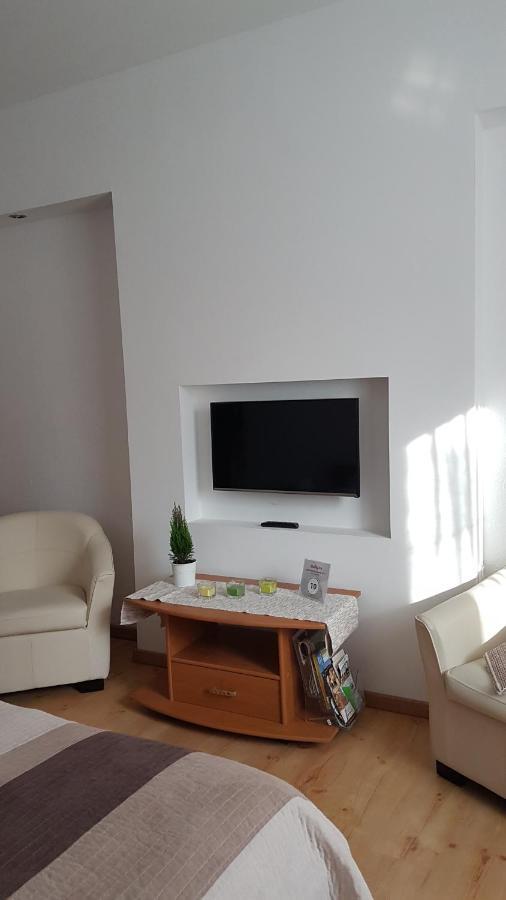 Topart Apartman Tapolca Ngoại thất bức ảnh
