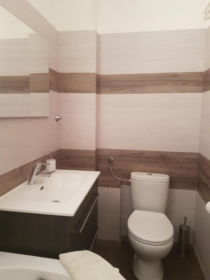 Topart Apartman Tapolca Ngoại thất bức ảnh